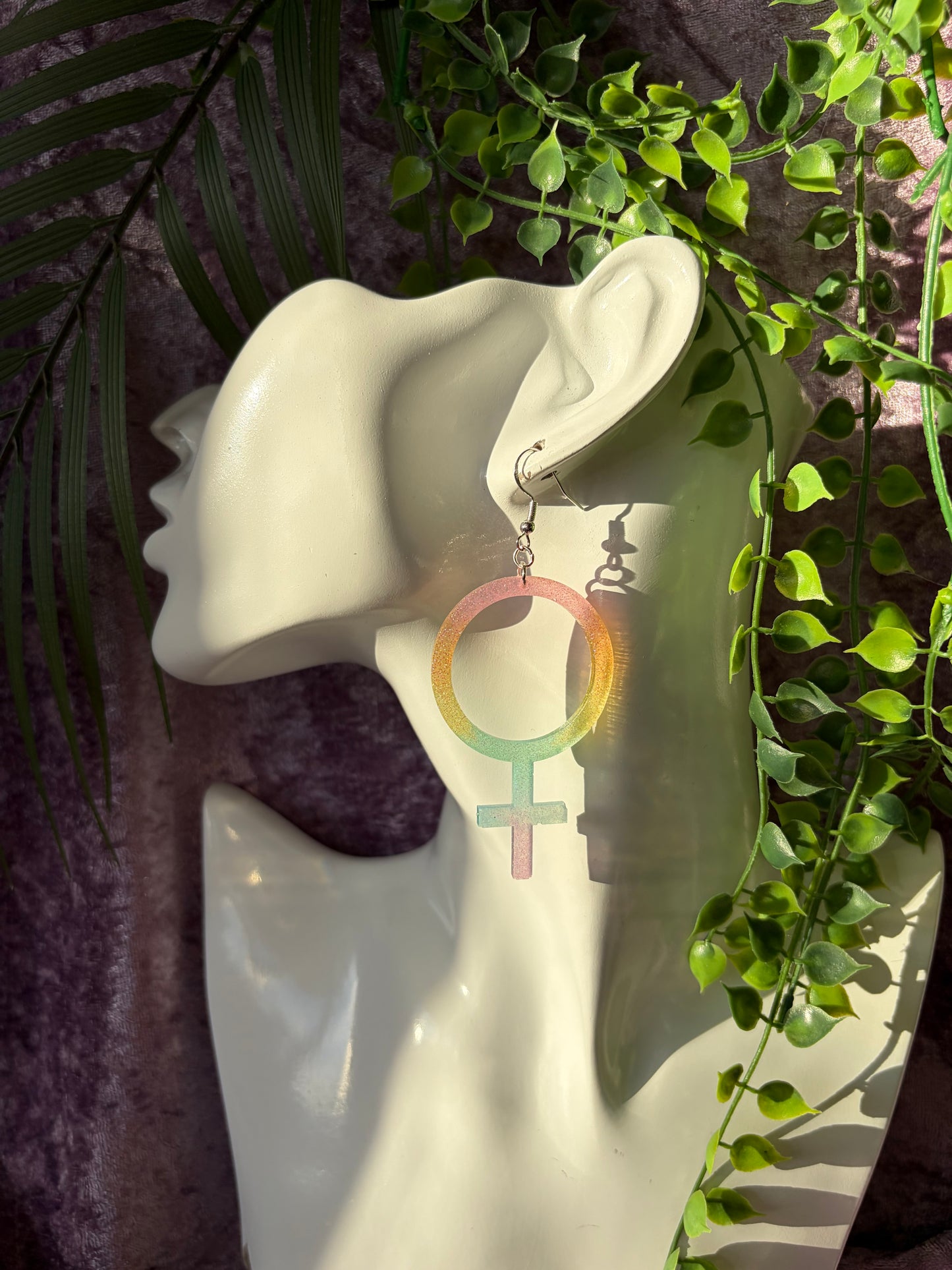 Prideörhängen - Kvinnotecken