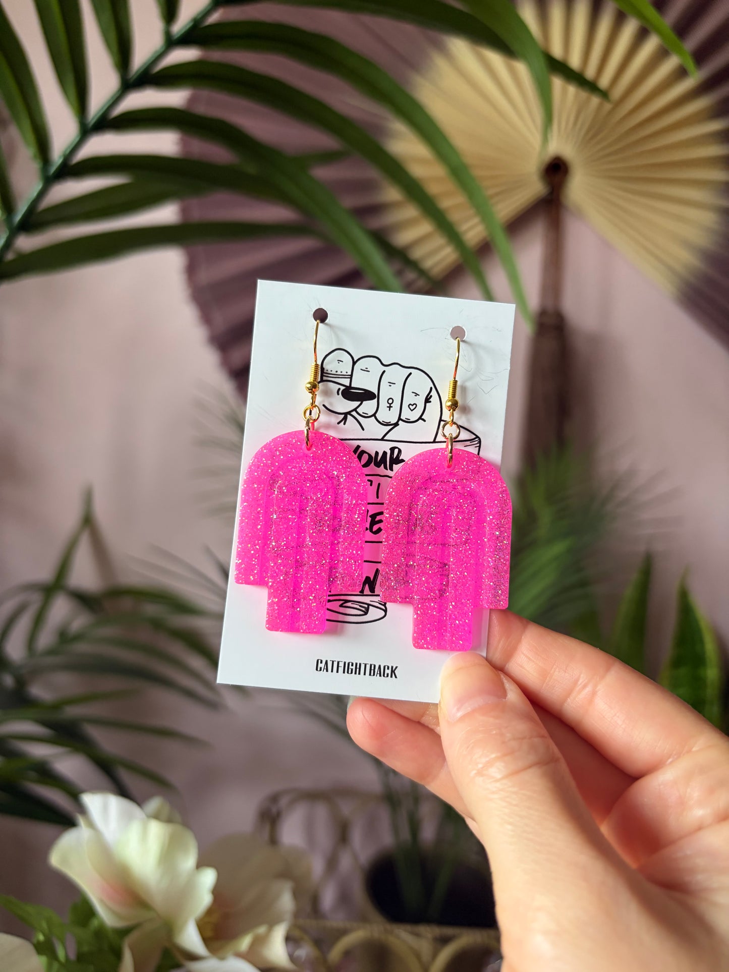 Rosa Statementörhängen